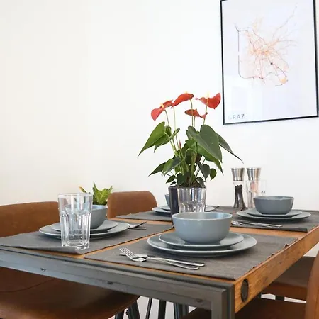 Apartment Modern Close To Congress Center, Tu-uni And Center With Netflix!