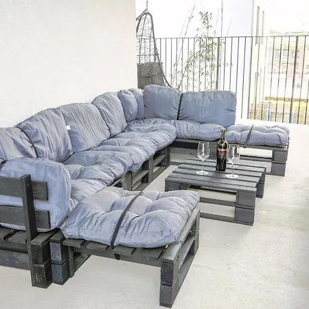 Apartment Modern Close To Congress Center, Tu-uni And Center With Netflix! *