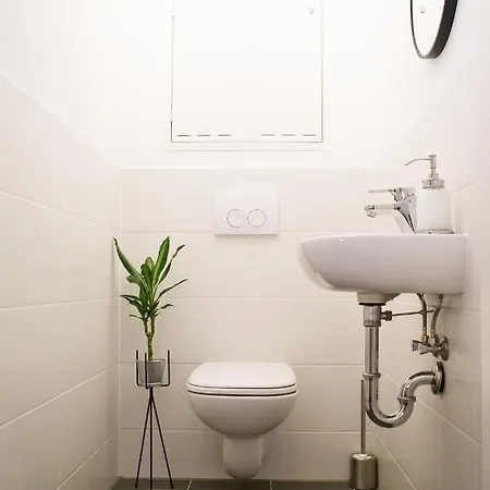 Apartment Modern Close To Congress Center, Tu-uni And Center With Netflix! Graz